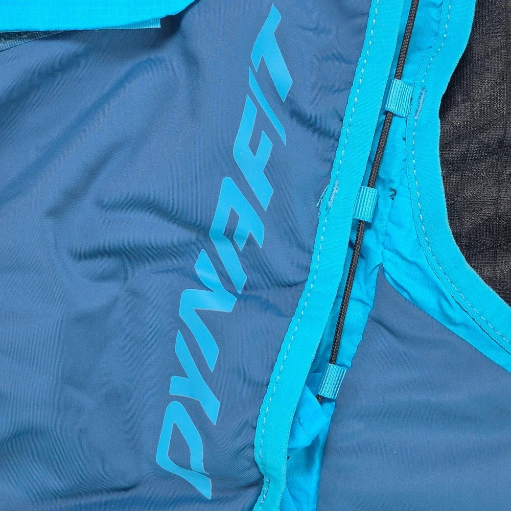 Dynafit Ultra 15 Trail Running Vest Daypack Size Small Blue Backpack Hiking Blue